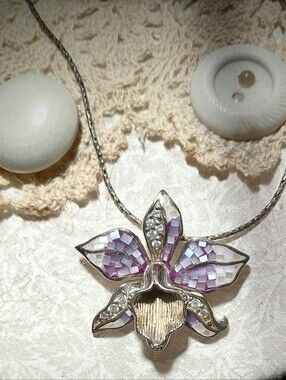 Silver Orchid Mosaic Pendant Necklace in Purple and White NWOT